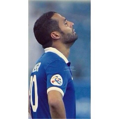 غارقين بحب الهلال ، عاشقينه للفناء .