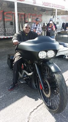 DJeLVee702's profile picture. International Dj follow me on instagram djelvee702 #Vegas #NAPtown #VegasAmbassador for booking inquiries email djelvee702@gmail.com