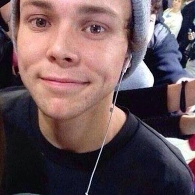 im a mess bc all i do is think of ashton lol