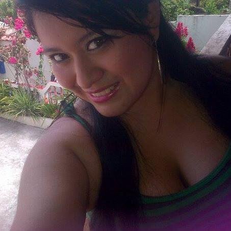 Si quieres ser feliz, no escuches todo lo que te dicen, no creas todo lo que ves, y no digas todo lo que sabes.
》》Sígueme & Te seguiré《《