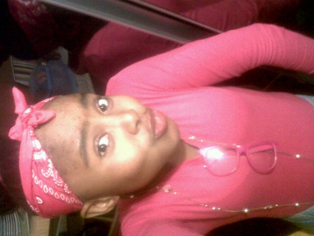 Wow were can I start mmmmmh well am cute nd I love kids,still in school.wanna model someday,so loving Chris brown