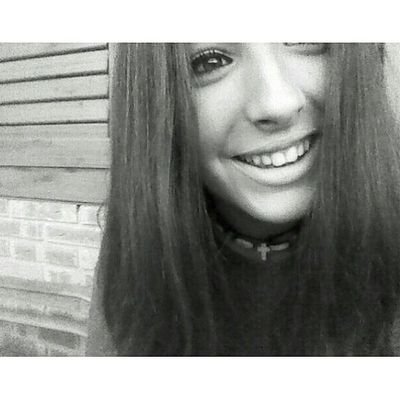 Siempre hay un motivo por el cual nos levantamos cada mañana con una sonrisa en la cara. Mi motivo sois vosotros @DanieloviedoM  y  @_jesus_OM