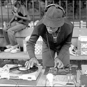 NYC_Hip_Hop's profile picture. Promoting underground music around New York         Send us a direct message to get your music shared.