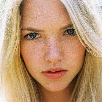 sea_breath's profile picture. i wanna drown in you .