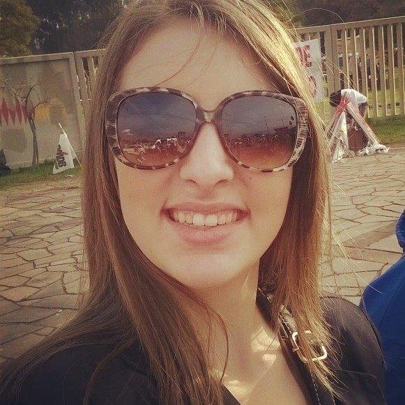 ''Tudo que me desejar de negativo,baterá no peito e voltará para vc em forma de amor e paz!