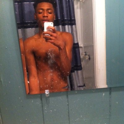 gdk niggas kno how i rock shaqcity baldy world rip la kik me@ jonjon_otf show no love for a thottie longlive pluto✊we missing yall on foe em 600or kno gang