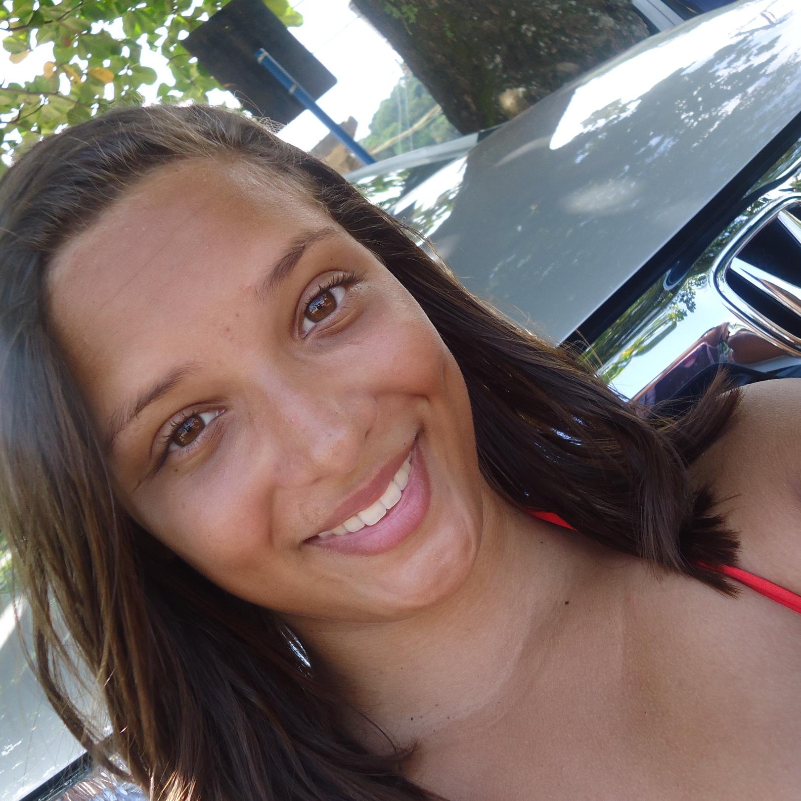 meu mundo e cheio de encantos!!!!!!!!!!!!