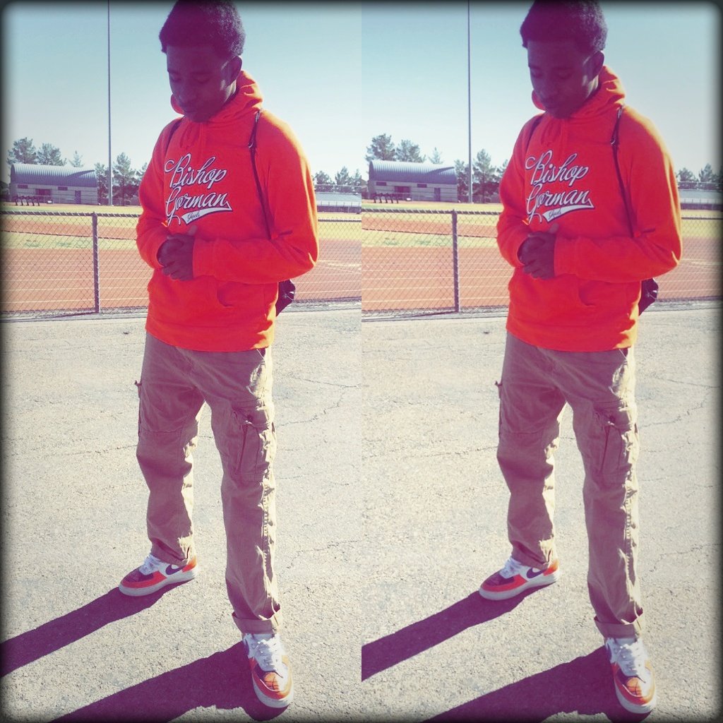 Fam_kiid314's profile picture. Real Nigga don't be a stranger .keep it real I'm that dude x close to riches rapper sports #LV  #STL #314 Instagram lil_dezzy_loudpusher123 ¥oung.Trill.Hippies