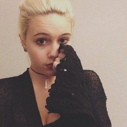 [camila's voice]: Brasil, mi coracau é seu. Eu te amo muito. Bea Miller 3