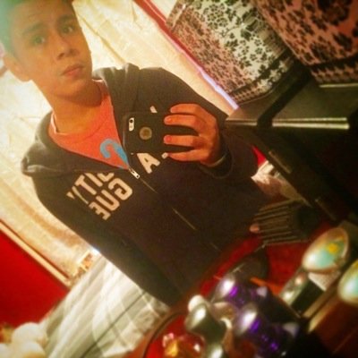 • GOD GO FIRST
• Follow me
• I folllow back
•April 26 
• Ecuadorian ❤️
•Music is life