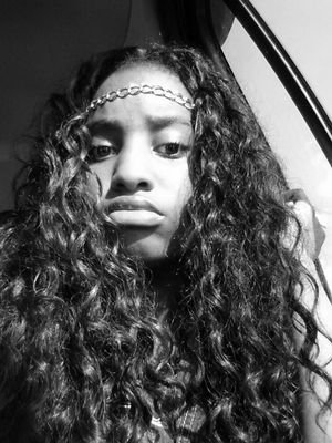 Nicki is Bae Follow Me, Barbz