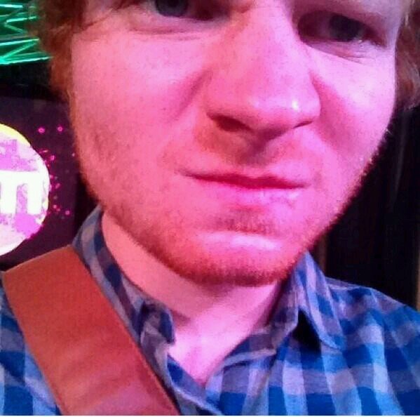 dinahock's profile picture. 