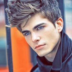 Hi The Name's Jack...Jack Frost I'm no longer a kid now but 19 ^^ I love the Snow V1 @Bellebeautiy V2 @@ee60093aec37429