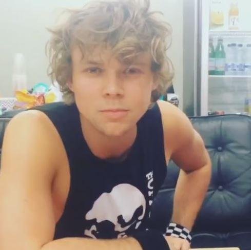 ashirwout00's profile picture. follow @foodvacum ✌️✌️