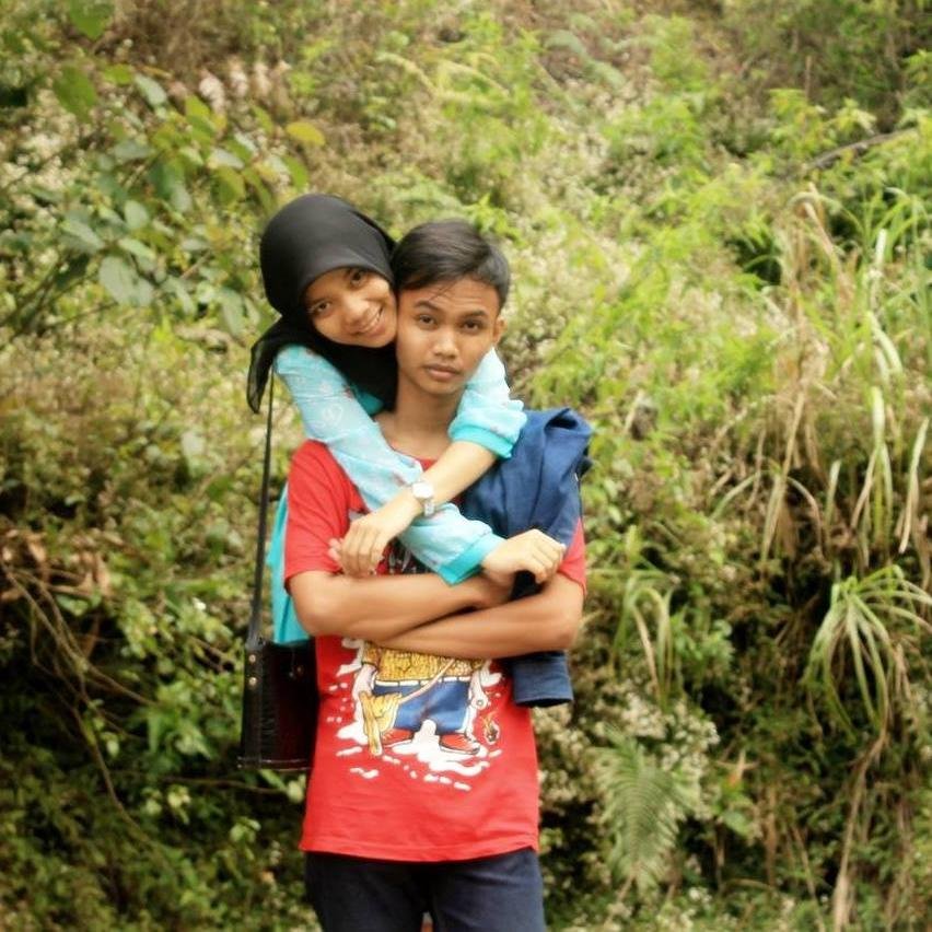Masa depan cerah bukanlah untuk d tunggu, melainkan untuk DIRAIH :') (y)