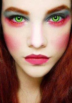 Anorexia. Trastorno limite de la personalidad. Sufriendo como de costumbre pero aparentando una vida normal.