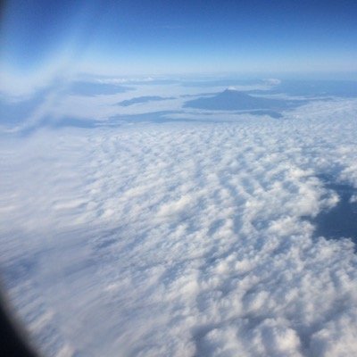 yohey1693's profile picture. 遠回りでも　道は道。