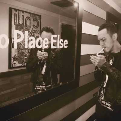 aku cinta allah ta'alla,keluargaku dan sodara seagama..zaadul muslim #be here or be blind forever #blink182 for life