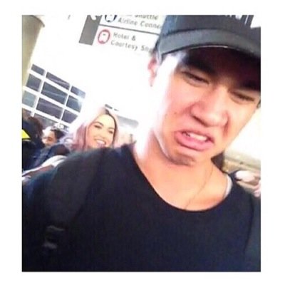 vote5sosaccont's profile picture. please follow @mikeyisperfx and rt to vote #vote5sos