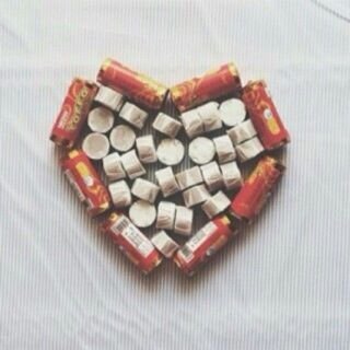 ‏‏‏‏‏‏انآآ انثئ فآتنه بعيدآ عن اححدهم خلقت له وس اعيش من اجله ومدللته،، اسقااني من نيبذ الهوااء حتئ ثملتت
