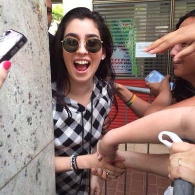 and be confident! im really glad that youre still here and thanks for being strong!!!  free follow from @deinsnicole