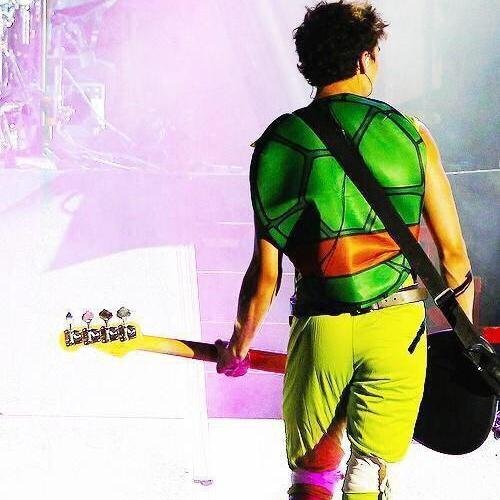 tweet #vote5sos