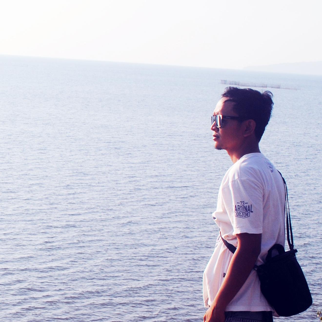 RoniRockzHolic's profile picture. 