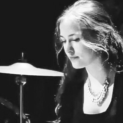 xrosalief's profile picture. Creative minds lead to epic situations.