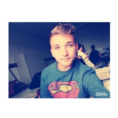 maxime_calve's profile picture. Maxime / 15 ans / Rennes
Ne dit pas à un nain qu'il comprendra quand il sera grand