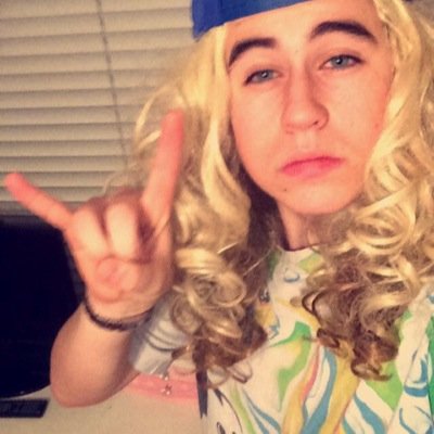 love ya @TheMattEspinosa and @Nashgrier
