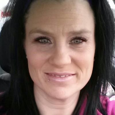 angeliquewats16's profile picture. 