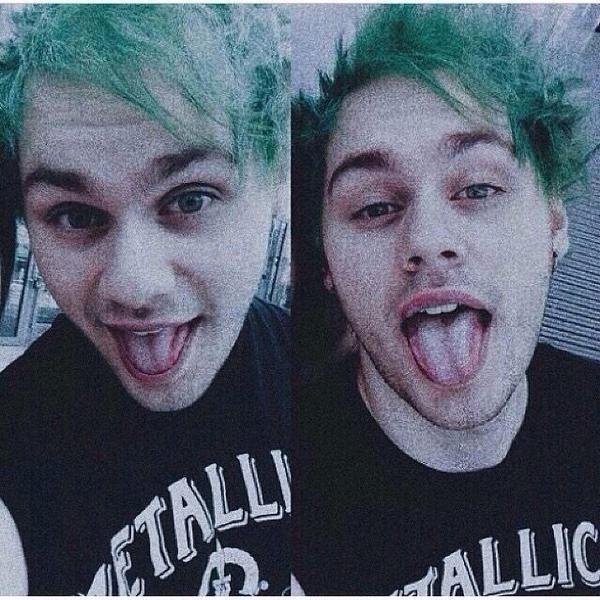 @Michael5SOS: SwEeT LyKe CaNdy.. HoT LyKe F¡Re.. PeRfEct L¡L AnGeL FoR u To DeS¡Re