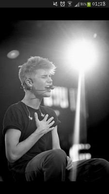 VOTE #MTVStars Justin Bieber
