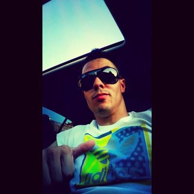 manzanito59's profile picture. Soy un puto inestable, depresión constante y actitud sobresaliente