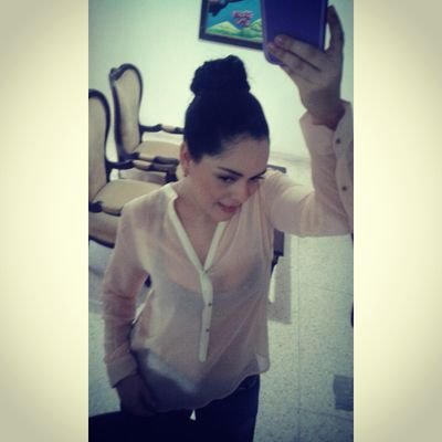Colombiana, estudiante de comercio exterior, soñadora y emprendedora cumpliendo cada dia mis metas