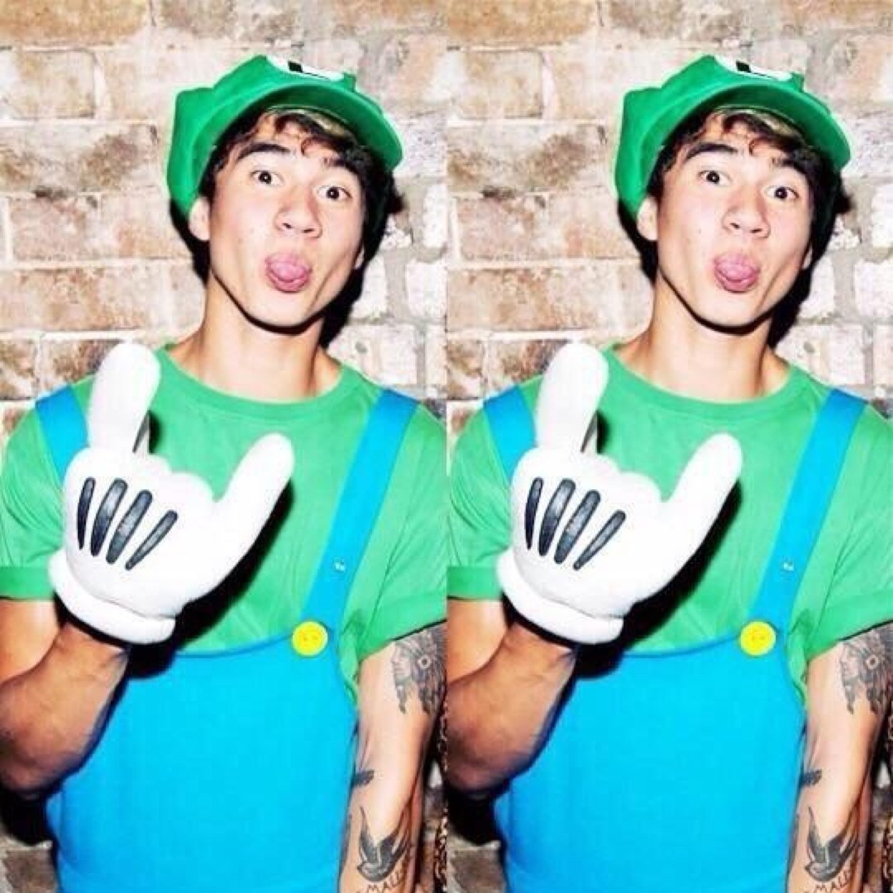 My life long dream is to touch calum's ass. Follow @jillejercito my acc instead of this acc please xx