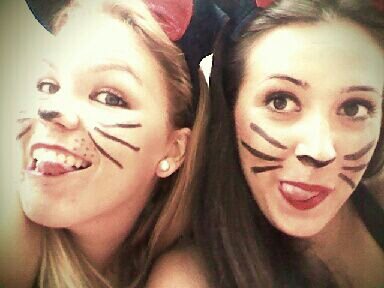 CintiaDaras's profile picture. viure al limit!! ♥♡