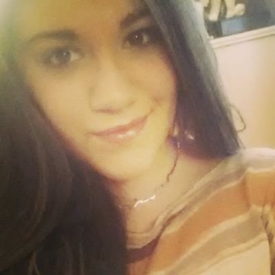 tashavitale's profile picture. 