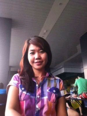 melly_oei's profile picture. 