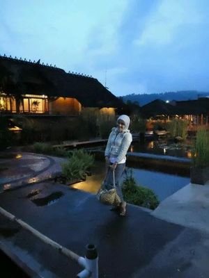 reremanalu87's profile picture. Wanna wake up and move on!