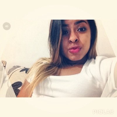 Ela não é sua, ela só atua bem..