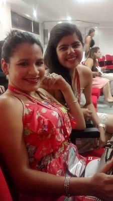 yainny27's profile picture. 