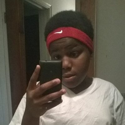 Facebook - anthony smith
Kik - junee17lilsmith 
Fmoig - lilsmith123013
Goal - 100 followers
