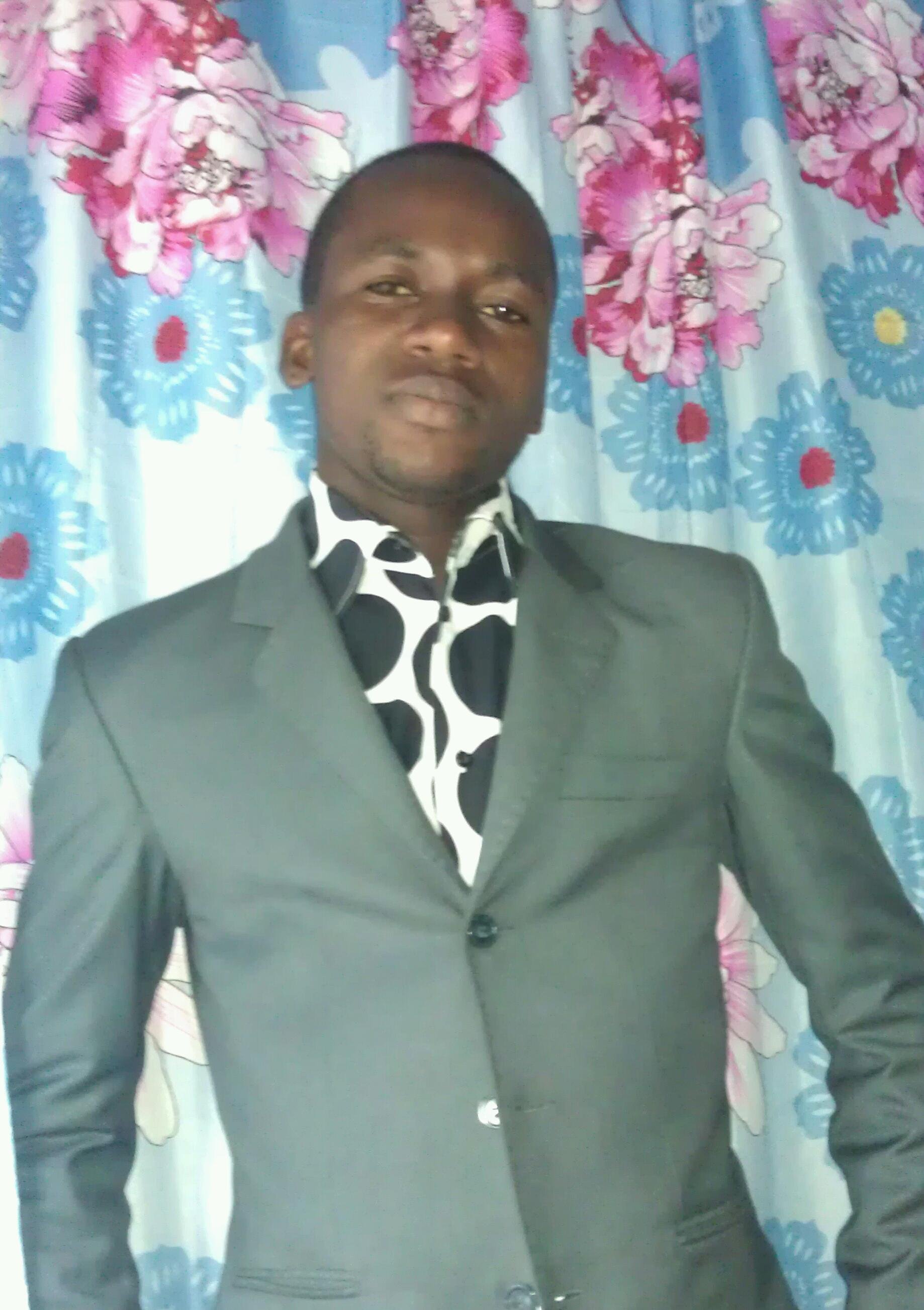 otsabah's profile picture. I am a boy of 18 years . I'm a teacher.love the bible.thanks