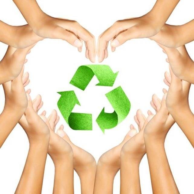 Proyecto del Instituto Tecnológico de Mérida en apoyo al reciclaje de los residuos sólidos que se generan en la Universidad, SÍGUENOS!