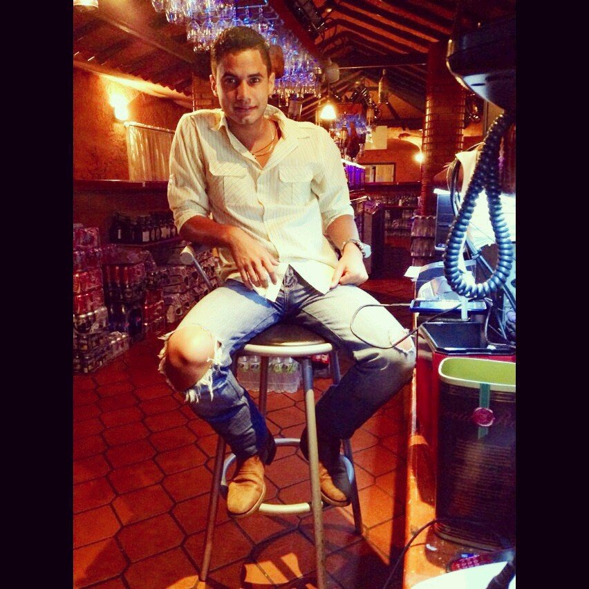 Guitarrista! - Instagram: http://t.co/lPt14li3sq