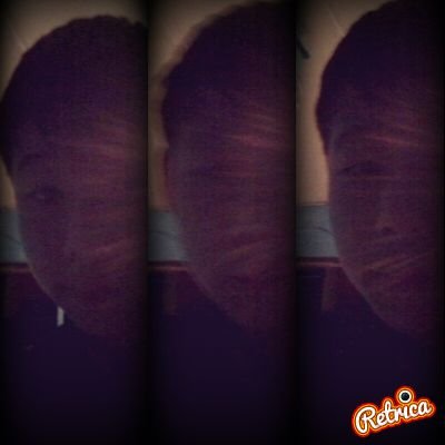 《★}{★》