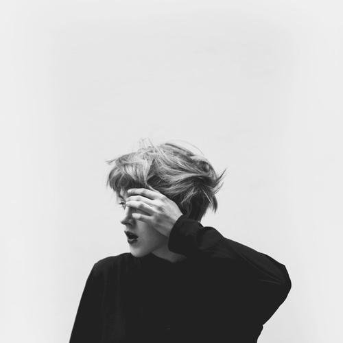 qusparkle's profile picture. at any moment, my whole life can                    change.......