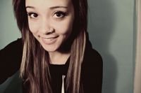 Chance013571's profile picture. Şu gezegende 5 milyar insan yaşıyor ama işte tutup birini seviyorsun ve onu kimseyle değişemiyorsun.