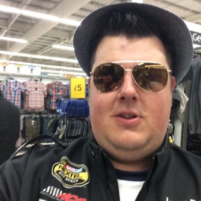 richardhall111's profile picture. 